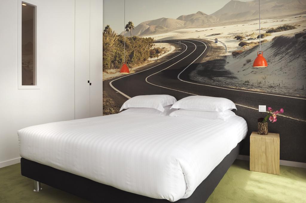 L'Echappee Belle Otel LʼIsle-Jourdain Dış mekan fotoğraf